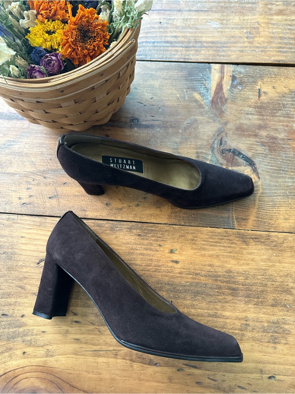 Stuart Weitzman Women's Dark Brown Suede Block Heel Pumps Size 8 AA